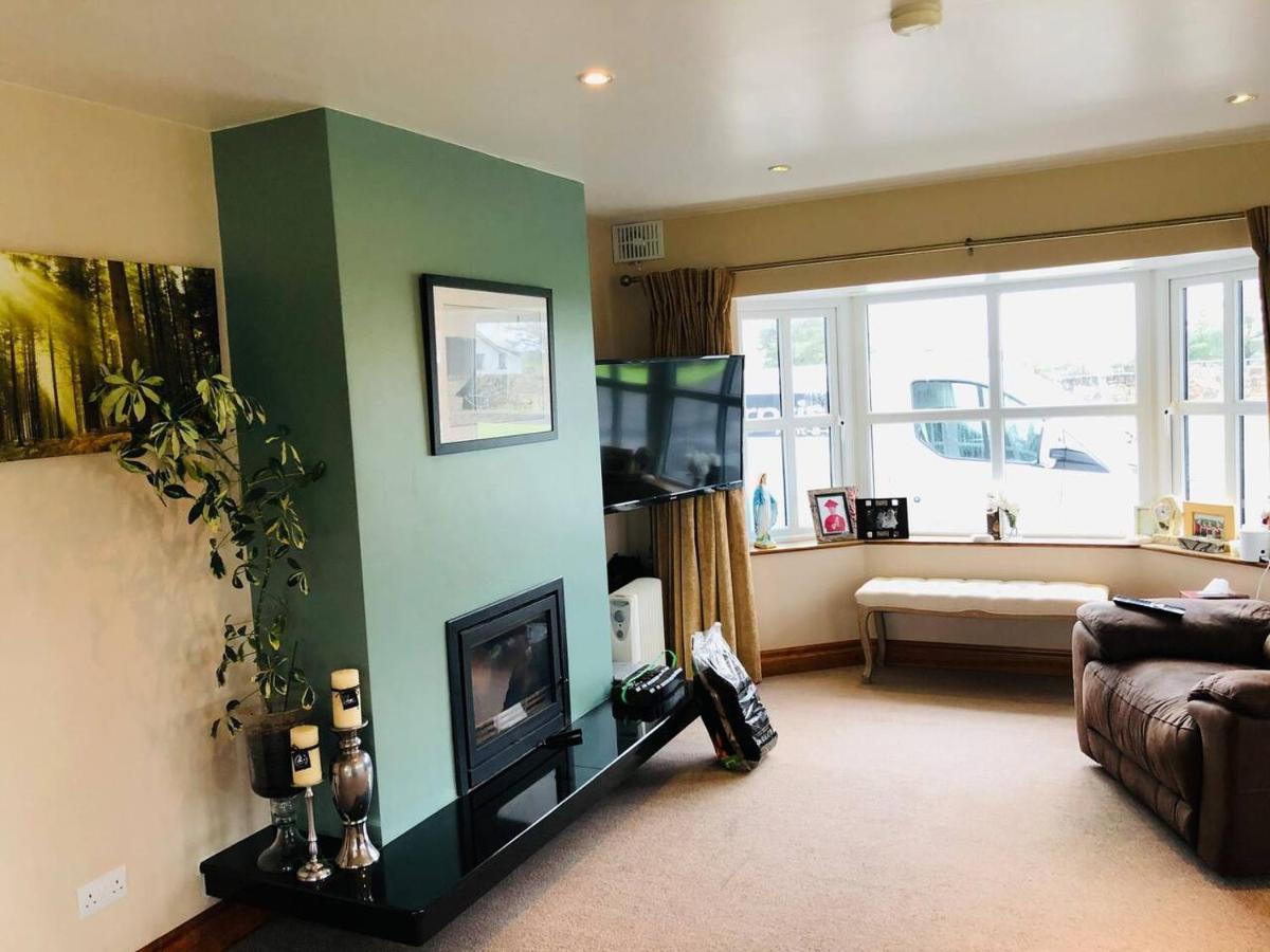Connemara. 3 Bedroom, 8 Bed, Holiday Home Galway Extérieur photo