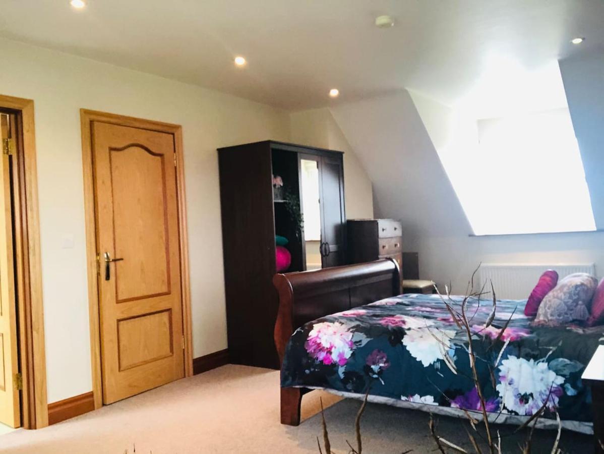 Connemara. 3 Bedroom, 8 Bed, Holiday Home Galway Extérieur photo