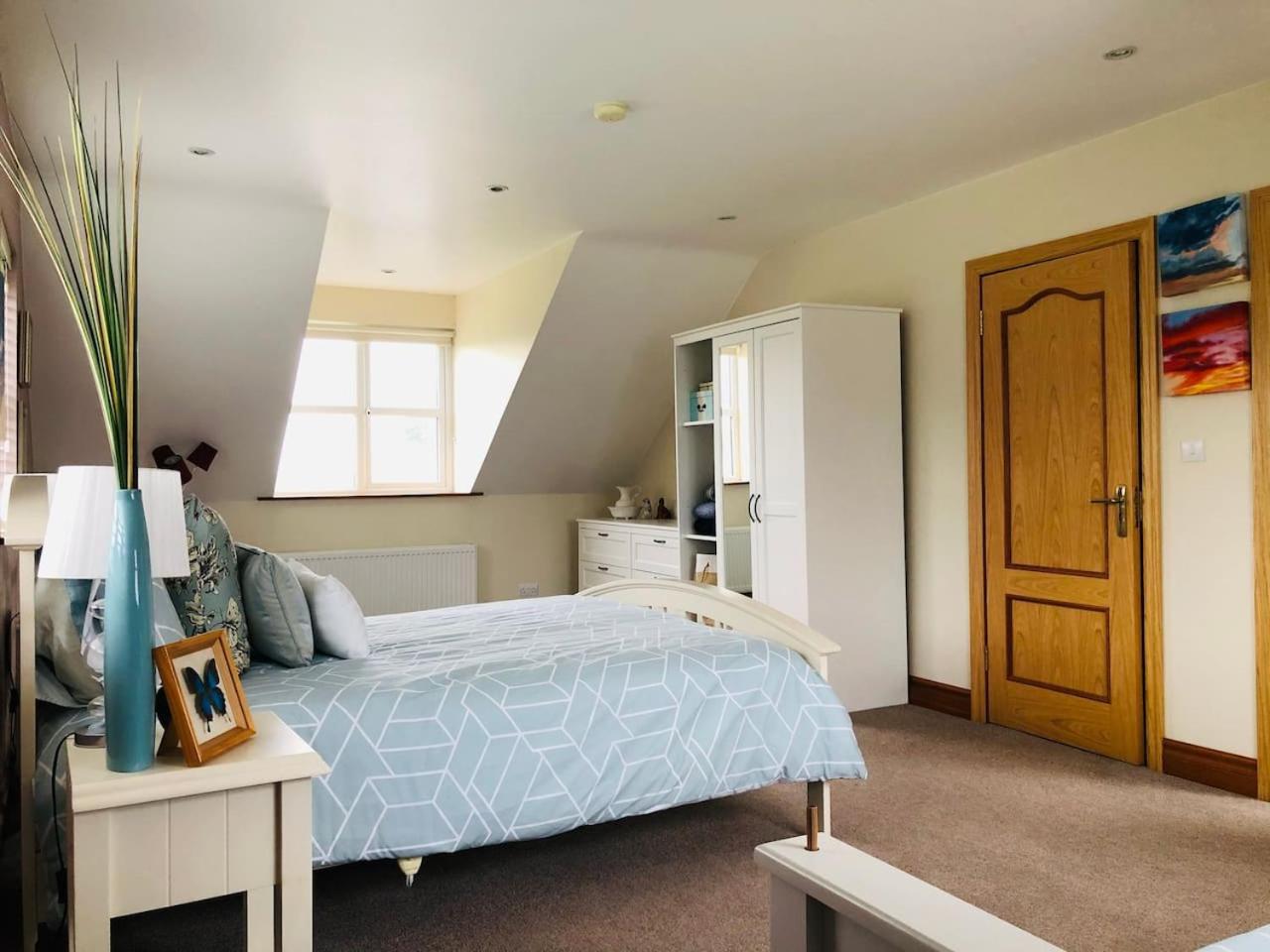 Connemara. 3 Bedroom, 8 Bed, Holiday Home Galway Extérieur photo
